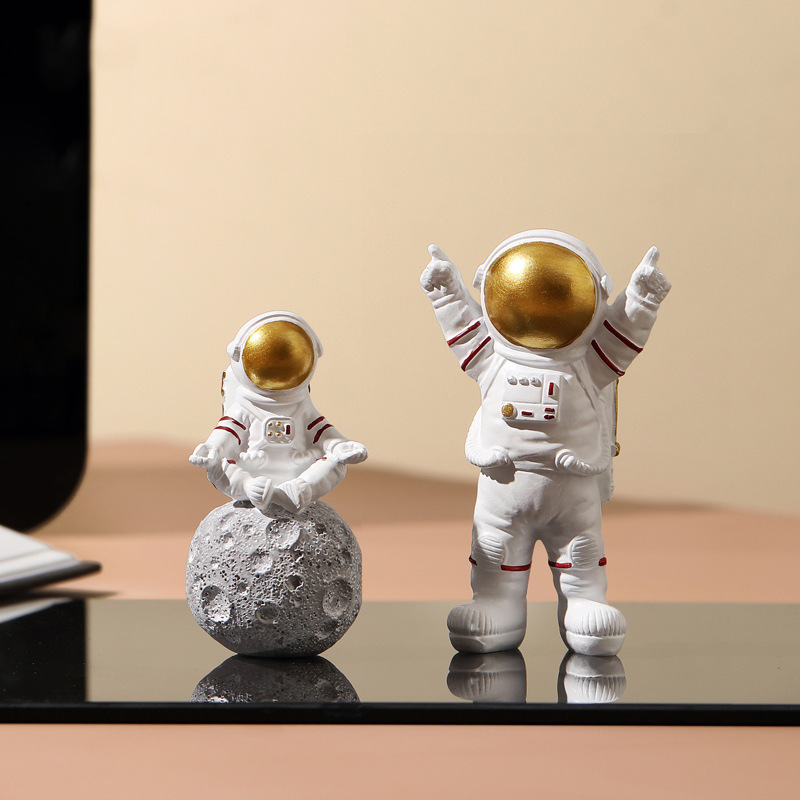 3-piece Nordic Astronaut figurines in resin, modern home decor, table ornaments, mononaut figure