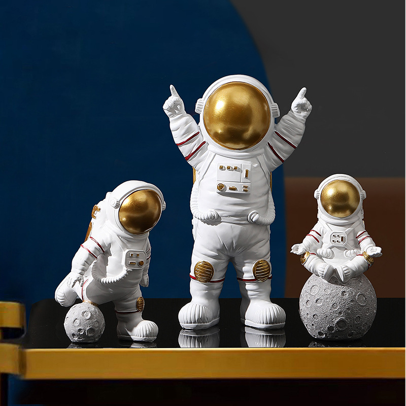 3-piece Nordic Astronaut figurines in resin, modern home decor, table ornaments, mononaut figure