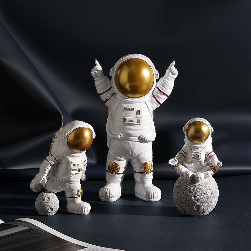 3-piece Nordic Astronaut figurines in resin, modern home decor, table ornaments, mononaut figure