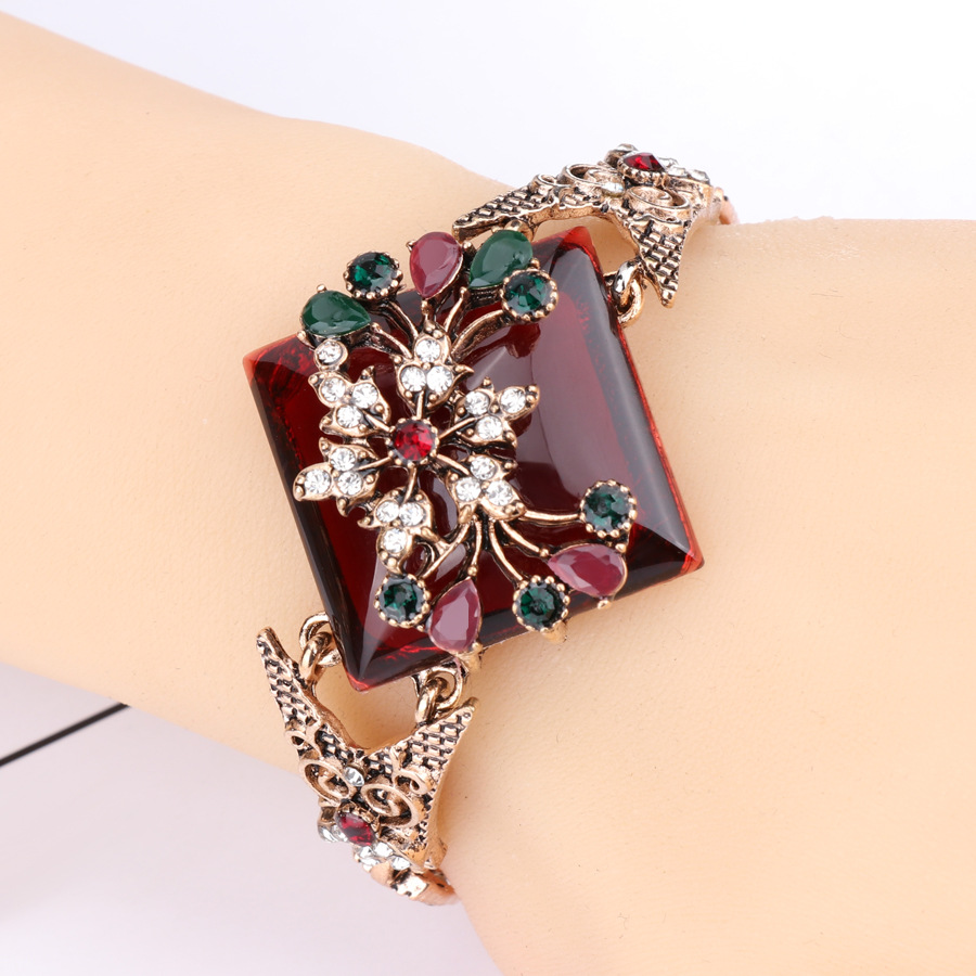 Bracelet for women green, vintage jewelry, antique gold color, turkish party bracelets jewelry