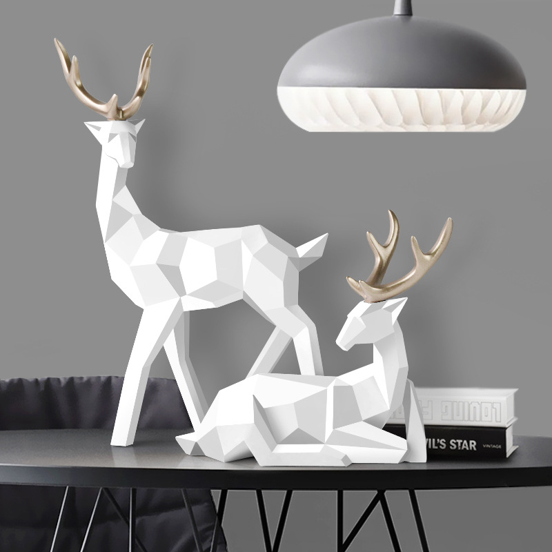 Resin Reindeer Statue Decoration, Resin Sculpture, Scandinavian Home Decoration Decoration