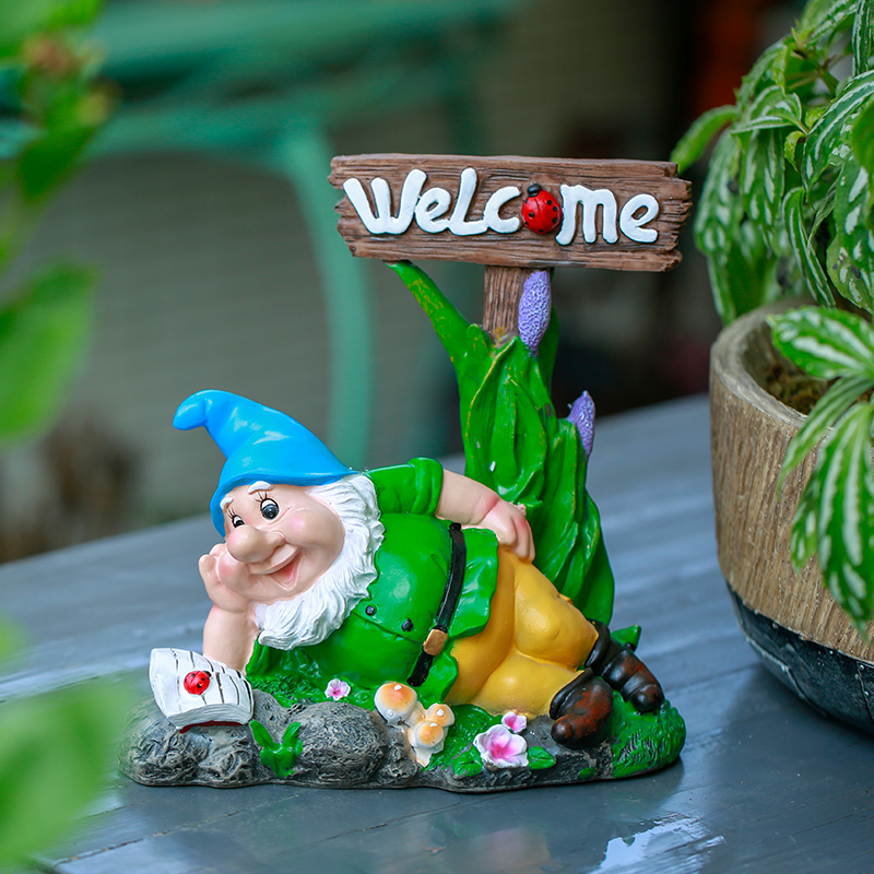 Garden gnome tree funny sports dwarf decoration home office outdoor Christmas decoration