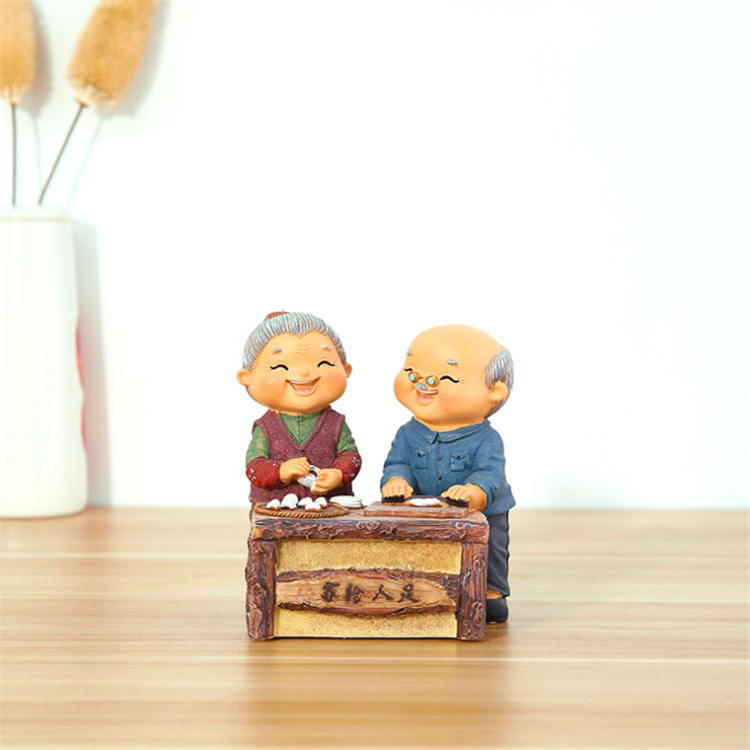 Creative old lady decorations wedding anniversary Christmas birthday resin decorations ornaments