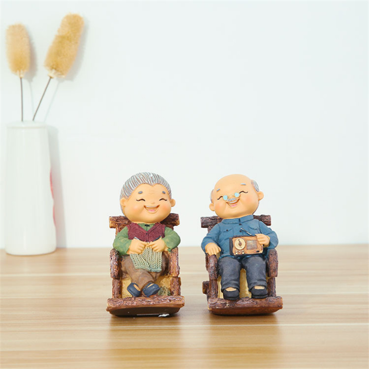 Creative old lady decorations wedding anniversary Christmas birthday resin decorations ornaments