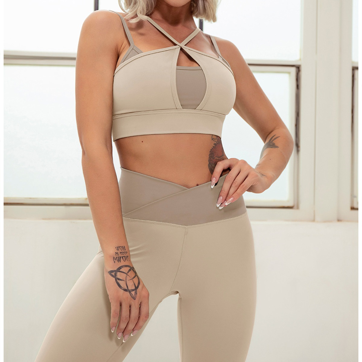 Fitness yoga set gym sport suits sexy female sports wear girl clothes yoga pants leggings bra top