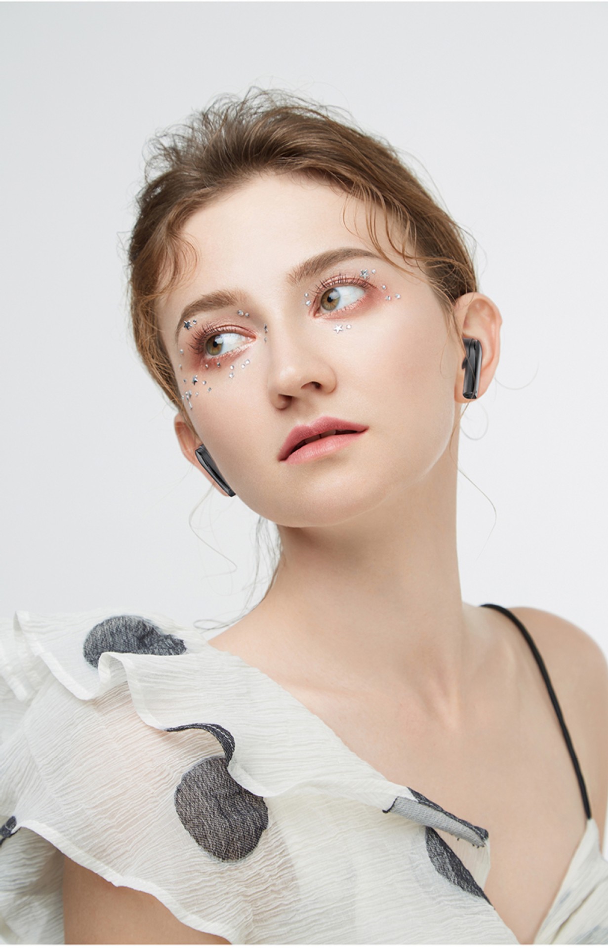 QT82 TWS bluetooth 5.0 Earphone Touch Control Stereo HD Calls Waterproof Sport Headphone with Mic