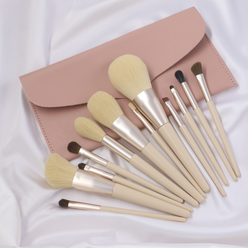 12Pcs Makeup Brushes Set Animal Hair Corn Silk Eye Shadow Brush Cosmetic Brush Set